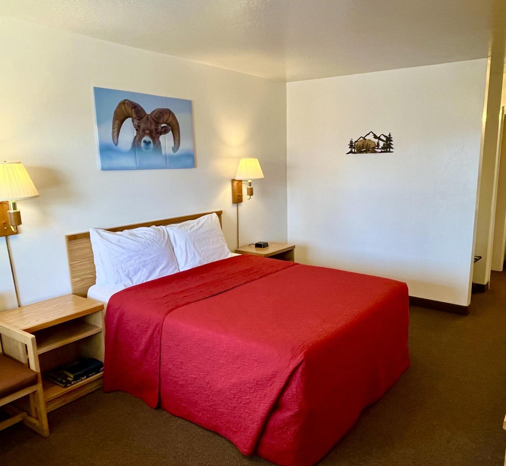 Red Bear Inn Енніс Екстер'єр фото